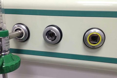 医用中心供氧吸氧装置如何使用