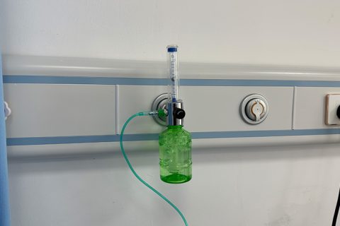 医用中心供氧系统吸氧流程